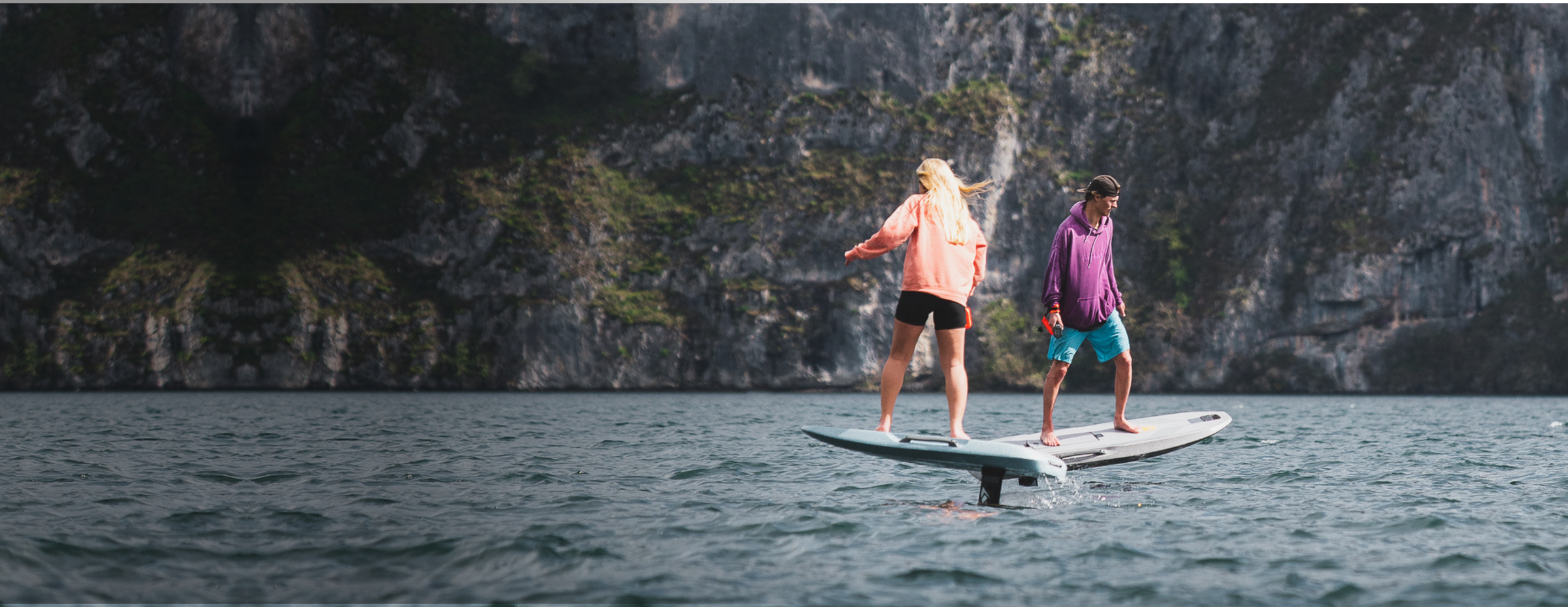 efoil board that floats when remote falls in water
